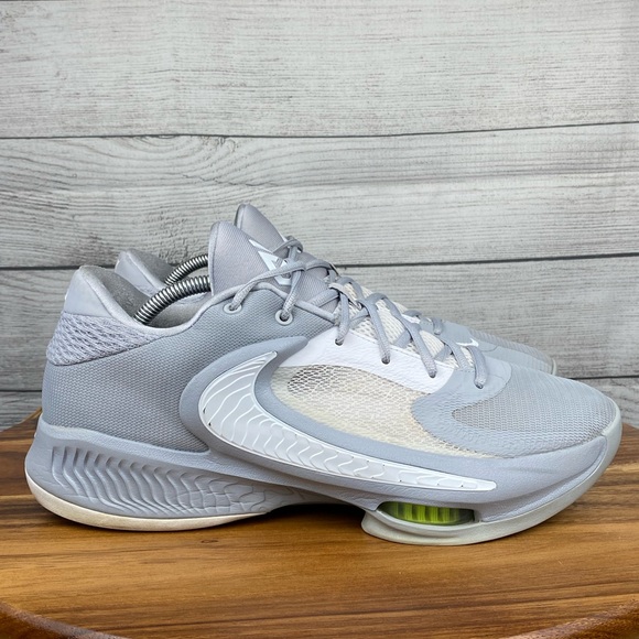 Nike Zoom Freak 4 TB Wolf Grey White Basketball Shoe DO9679-001 Men’s Size 10.5 - Picture 4 of 12